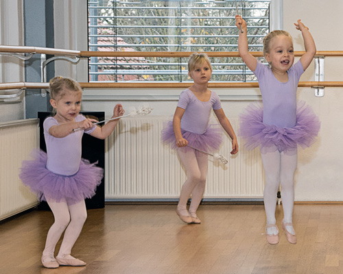 3 Kinder beim Mäsballett